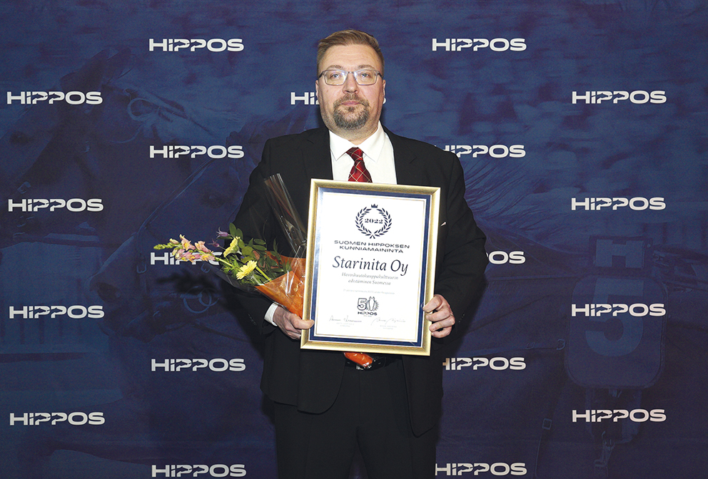Starinita Oy:lle Suomen Hippoksen kunniamaininta Ravigaalassa